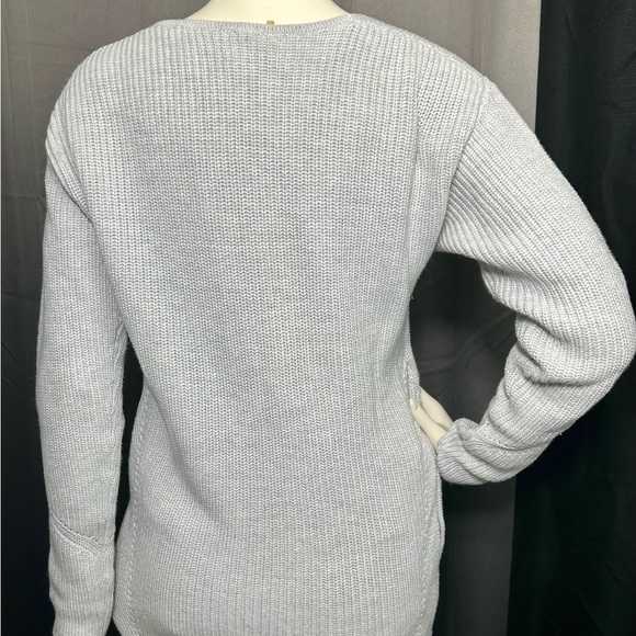 CABI DEEP V ZIP SIDE RIBBED SWEATER GRAY CLOUD XS - Picture 3 of 16